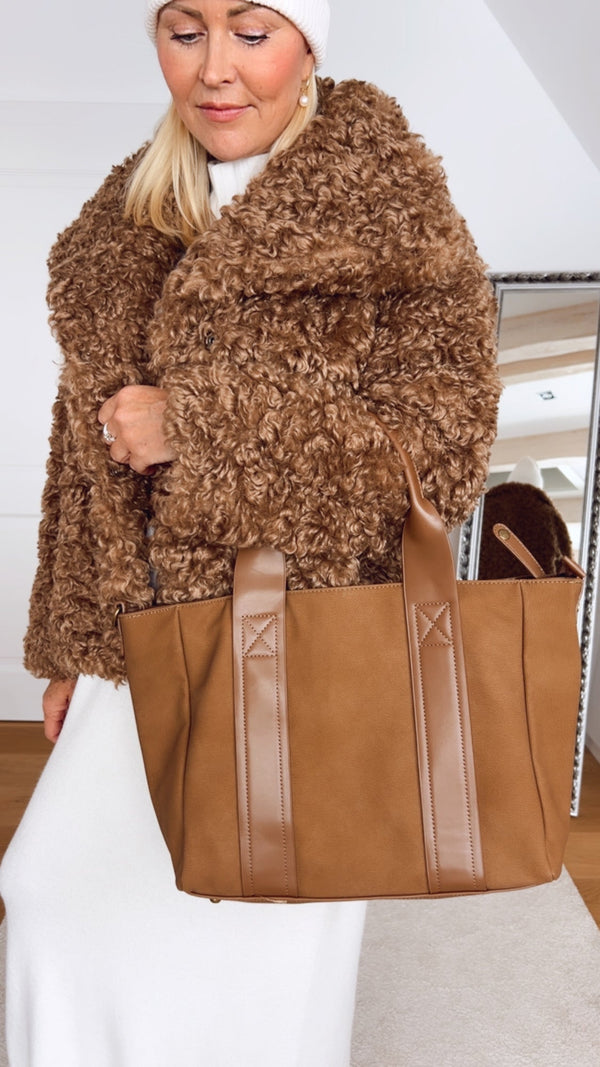 Tasche Vfares